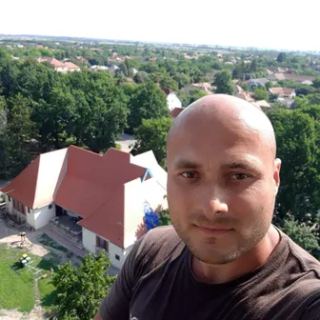 Ádám Baktai – Ács és tetőfedő, Szolnok
