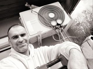 Gyapjas Tamás György – Elektromos autó (EV) töltő telepítés, Szigetszentmiklós