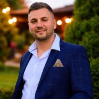 Csipkés Tibor E.v – kőműves